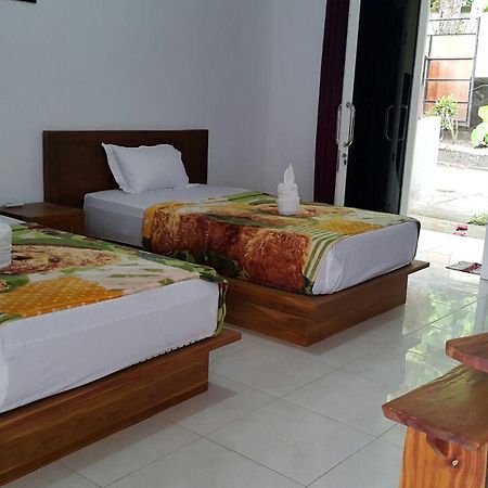 Jo Homestay Selong Belanak Exterior photo